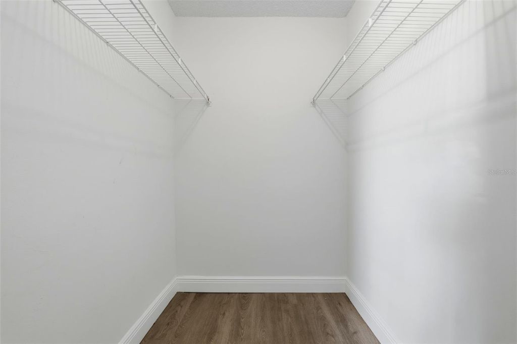 Image 23 of property listing at 1362 STEARMAN COURT 20, Orlando, FL 32825