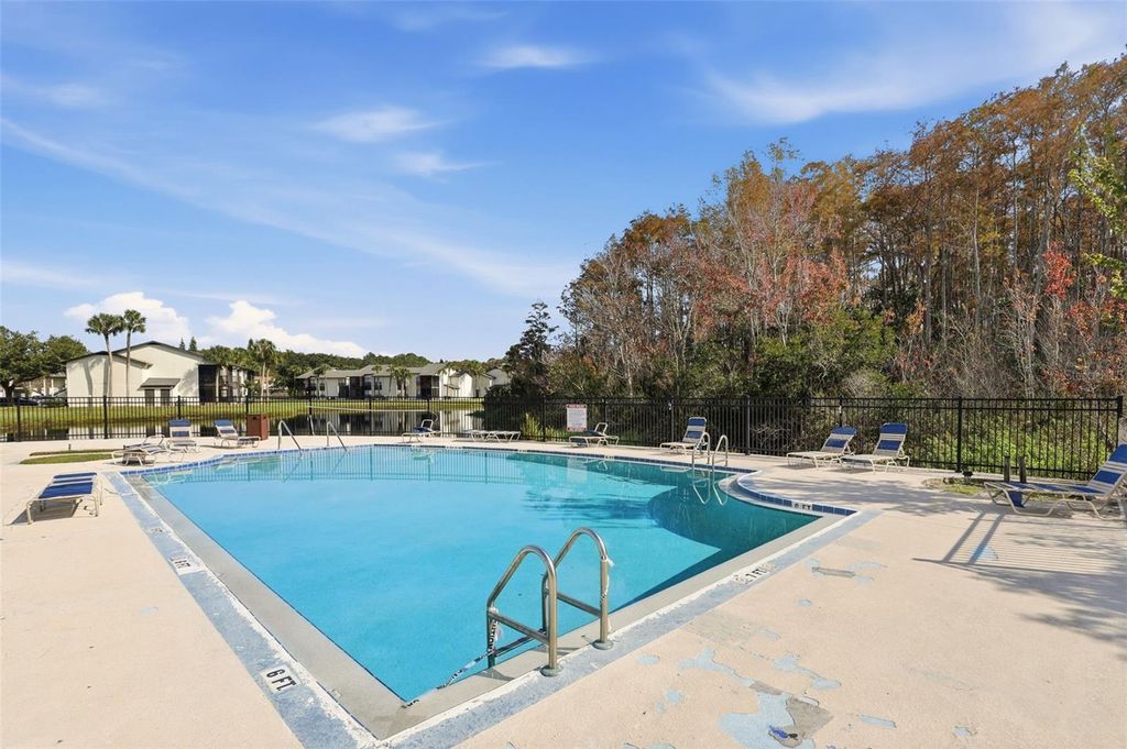 Image 32 of property listing at 1362 STEARMAN COURT 20, Orlando, FL 32825