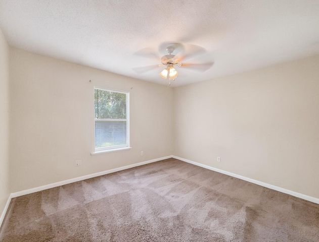 208 Squirrel Haven Road A, Mary Esther, FL 32569