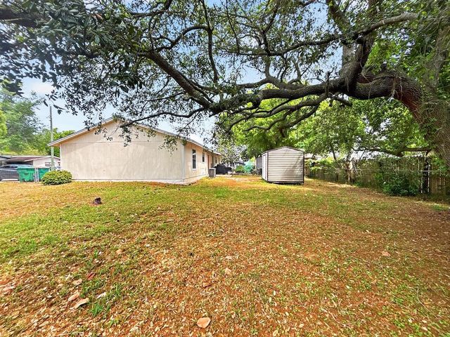 208 Squirrel Haven Road A, Mary Esther, FL 32569