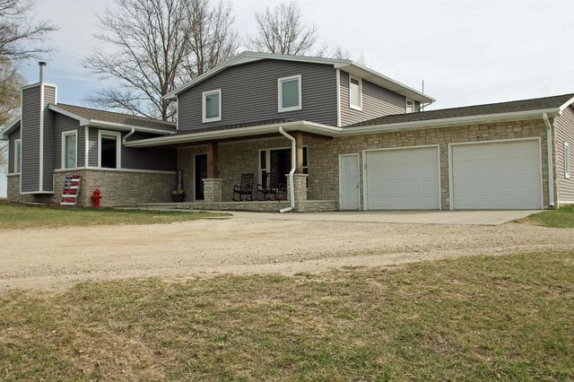 7100 N Union Road, Cedar Falls, IA 50613