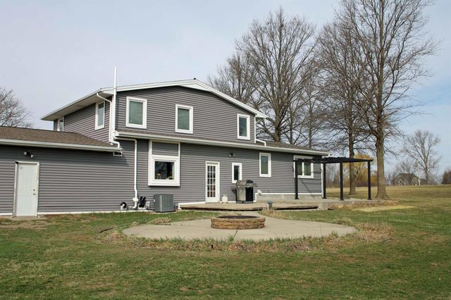 7100 N Union Road, Cedar Falls, IA 50613