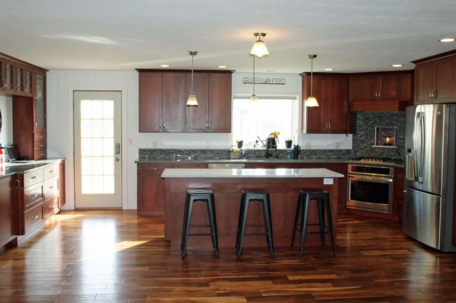 7100 N Union Road, Cedar Falls, IA 50613