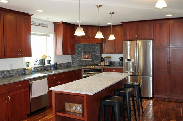 7100 N Union Road, Cedar Falls, IA 50613