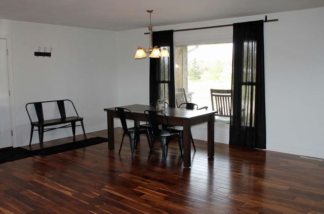 7100 N Union Road, Cedar Falls, IA 50613