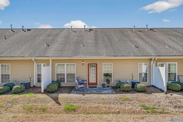 203 Madison Villas Way, Madison, AL 35758