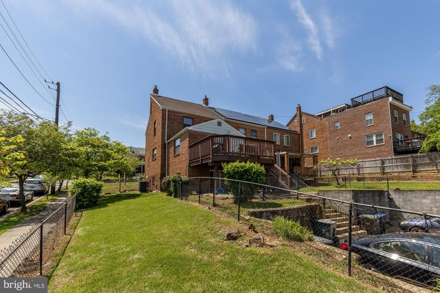 3984 AMES ST NE, Washington, DC 20019