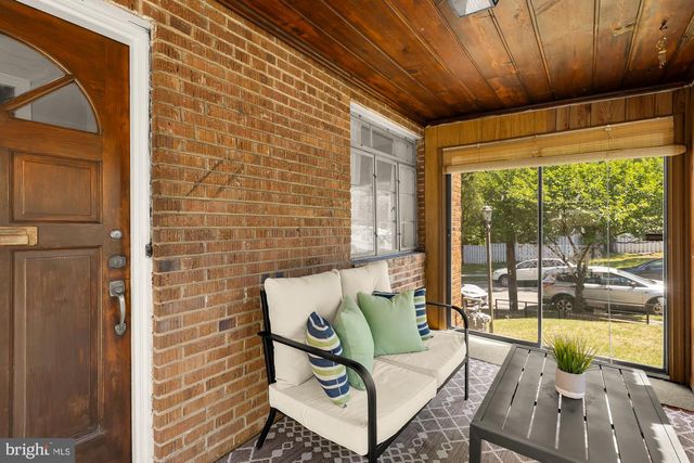 3984 AMES ST NE, Washington, DC 20019