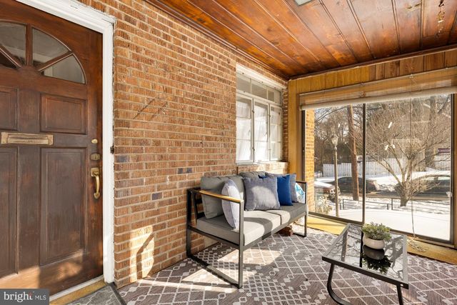 3984 AMES ST NE, Washington, DC 20019