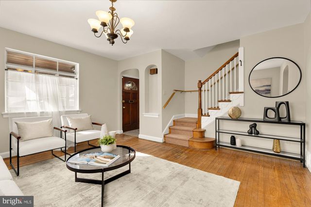 3984 AMES ST NE, Washington, DC 20019