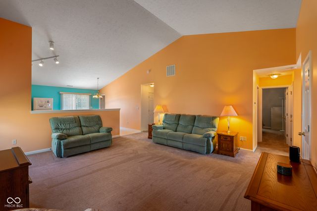 2861 Angelina Drive, Indianapolis, IN 46203