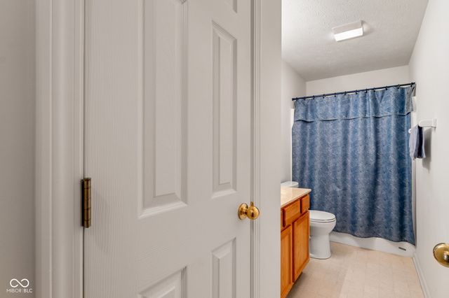 2861 Angelina Drive, Indianapolis, IN 46203
