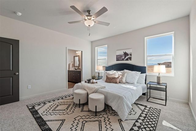 995 E Kirkwood Drive, Pueblo, CO 81007