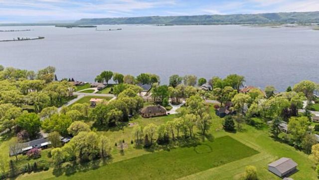 W7760 County Road ZB, Onalaska, WI 54650