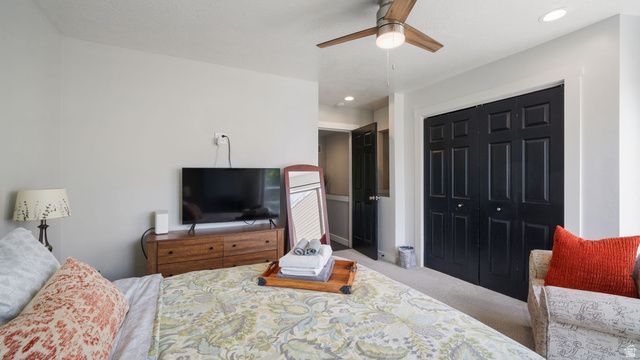 5323 S BEN DAVIS PARK, Murray, UT 84123