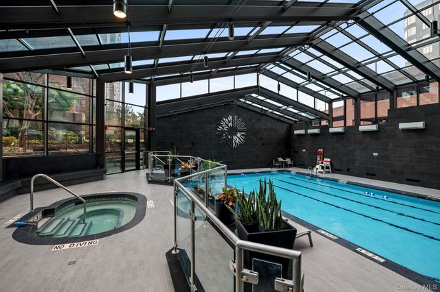 4 Martine Avenue 418, White Plains, NY 10606