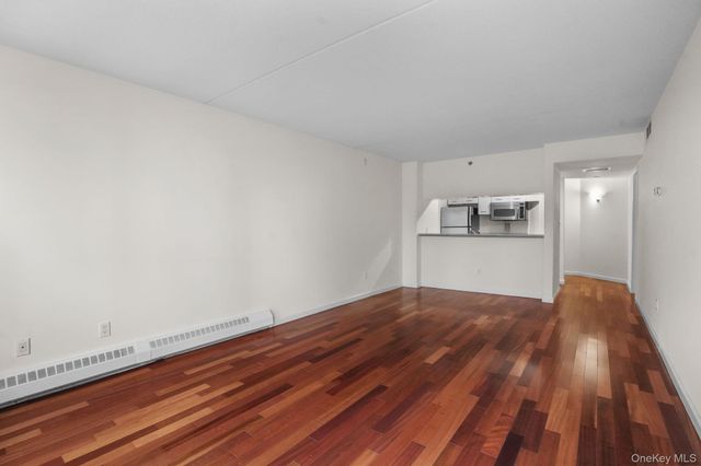 4 Martine Avenue 418, White Plains, NY 10606