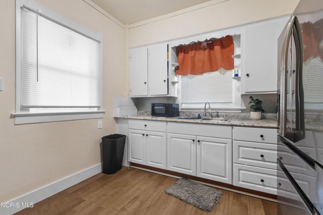 734 Brighton Avenue, Toledo, OH 43609