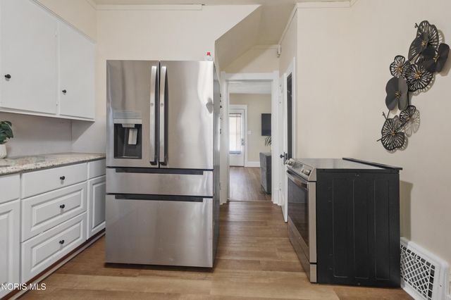 734 Brighton Avenue, Toledo, OH 43609