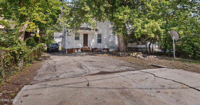 734 Brighton Avenue, Toledo, OH 43609