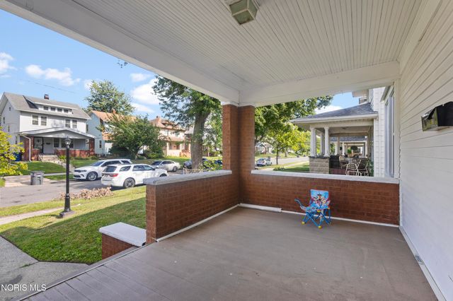 734 Brighton Avenue, Toledo, OH 43609