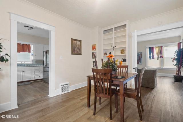 734 Brighton Avenue, Toledo, OH 43609