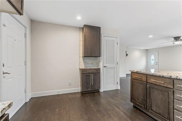 5820 NE 61st Street, Kansas City, MO 64119