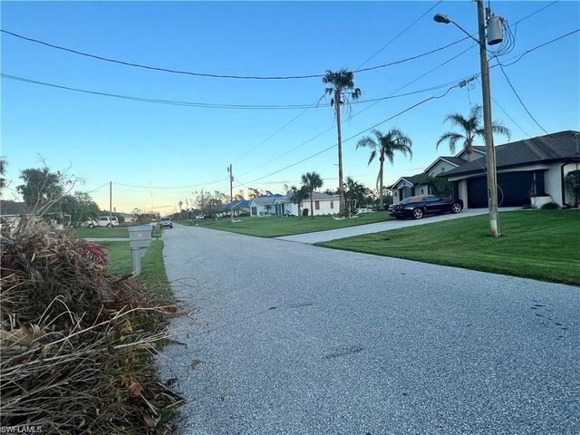 81 Long Meadow PL, Rotonda West, FL 33947