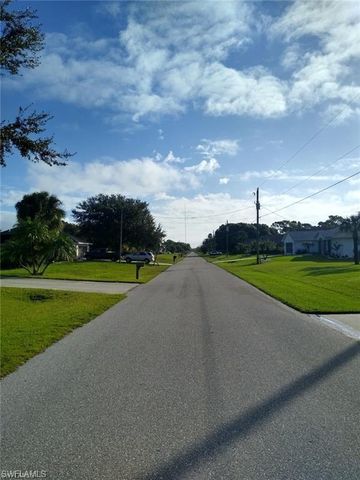81 Long Meadow PL, Rotonda West, FL 33947
