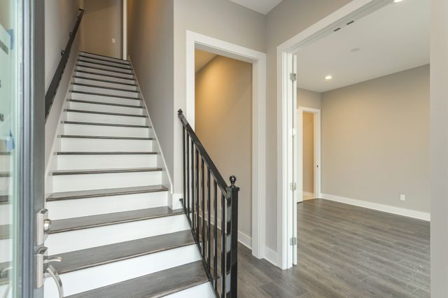 333 Douglas Ave Apt 2, Nashville, TN 37207