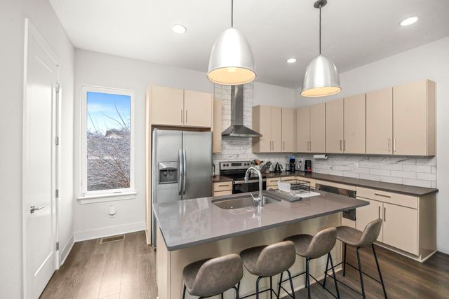 333 Douglas Ave Apt 2, Nashville, TN 37207