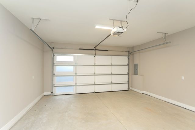 333 Douglas Ave Apt 2, Nashville, TN 37207