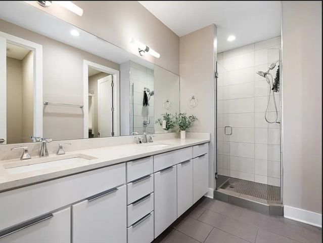 333 Douglas Ave Apt 2, Nashville, TN 37207