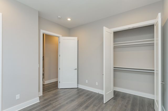 333 Douglas Ave Apt 2, Nashville, TN 37207