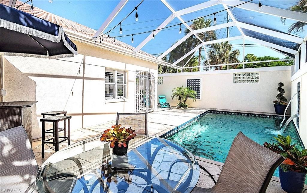 102 Palm Frond CT, NAPLES, FL 34104 — photo 2