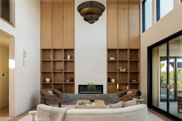 1738 Paloma Drive, Newport Beach, CA 92660