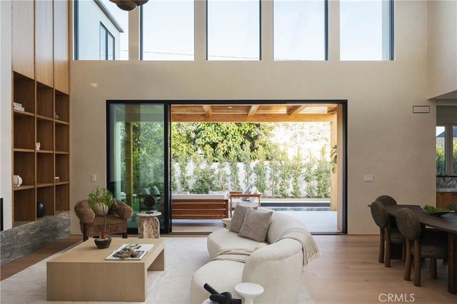 1738 Paloma Drive, Newport Beach, CA 92660