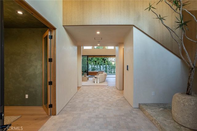 1738 Paloma Drive, Newport Beach, CA 92660