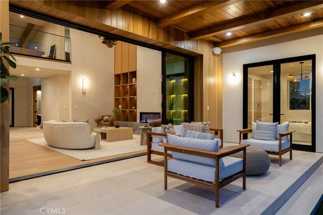 1738 Paloma Drive, Newport Beach, CA 92660