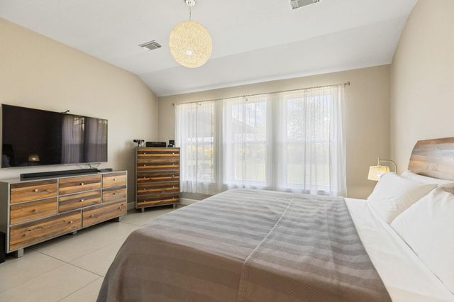 9102 Night Beacon Point Drive, Spring, TX 77379