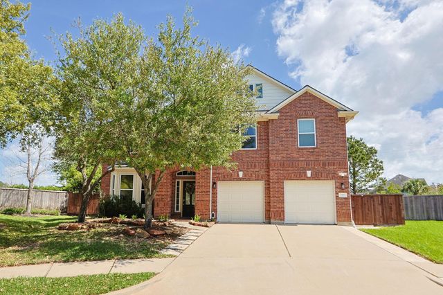 9102 Night Beacon Point Drive, Spring, TX 77379