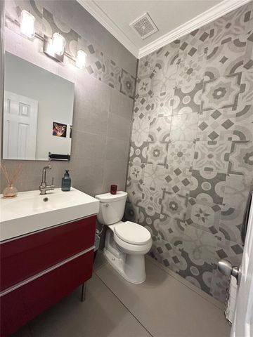 9102 Night Beacon Point Drive, Spring, TX 77379