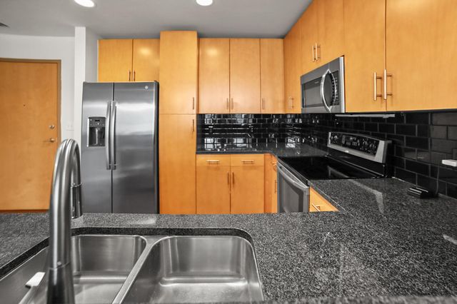 360 Nueces ST 1805, Austin, TX 78701