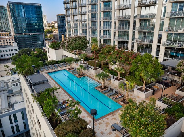 360 Nueces ST 1805, Austin, TX 78701