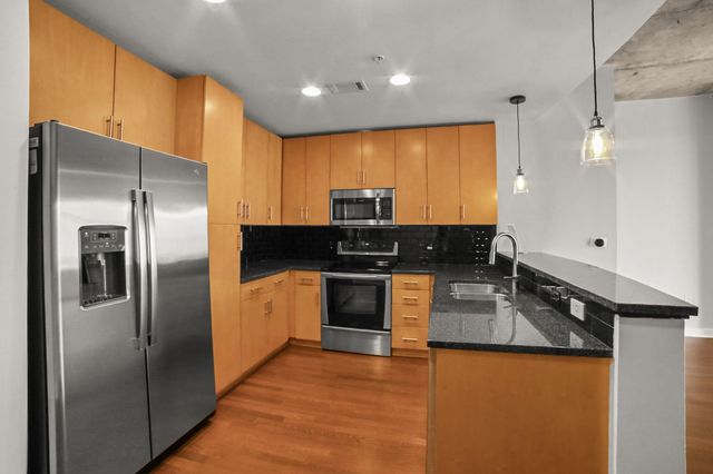 360 Nueces ST 1805, Austin, TX 78701