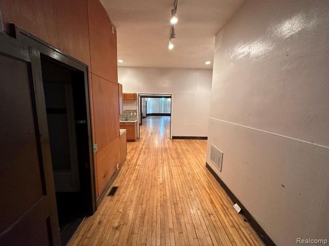 3135 W Mcnichols Road, Detroit, MI 48221