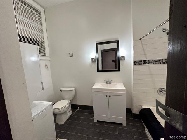 3135 W Mcnichols Road, Detroit, MI 48221
