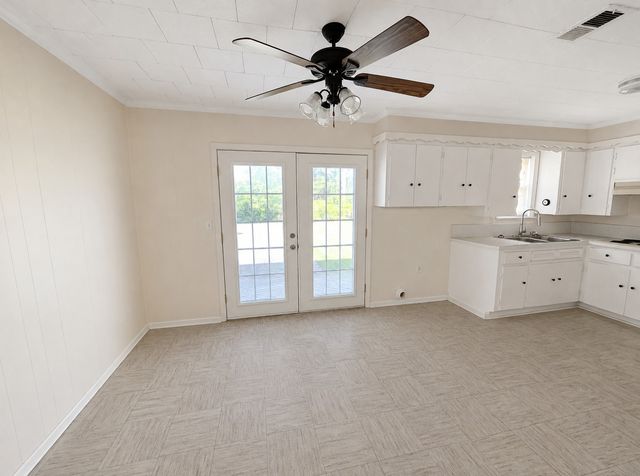 217 N Garrison Avenue N, Sperry, OK 74073