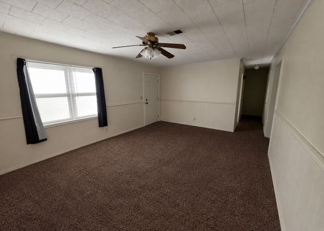 217 N Garrison Avenue N, Sperry, OK 74073