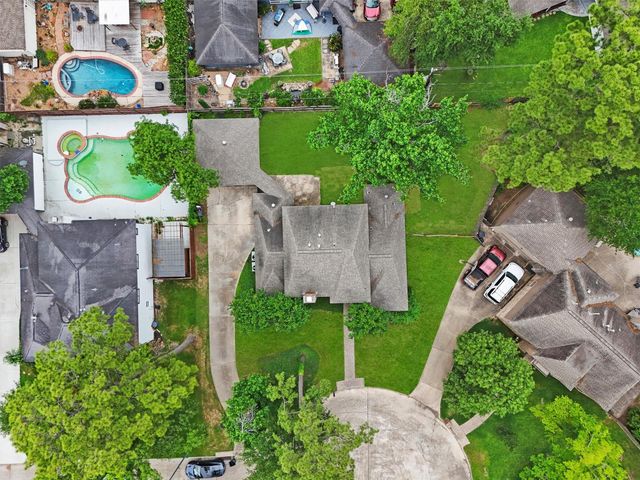 11806 Gardenglen Drive, Houston, TX 77070